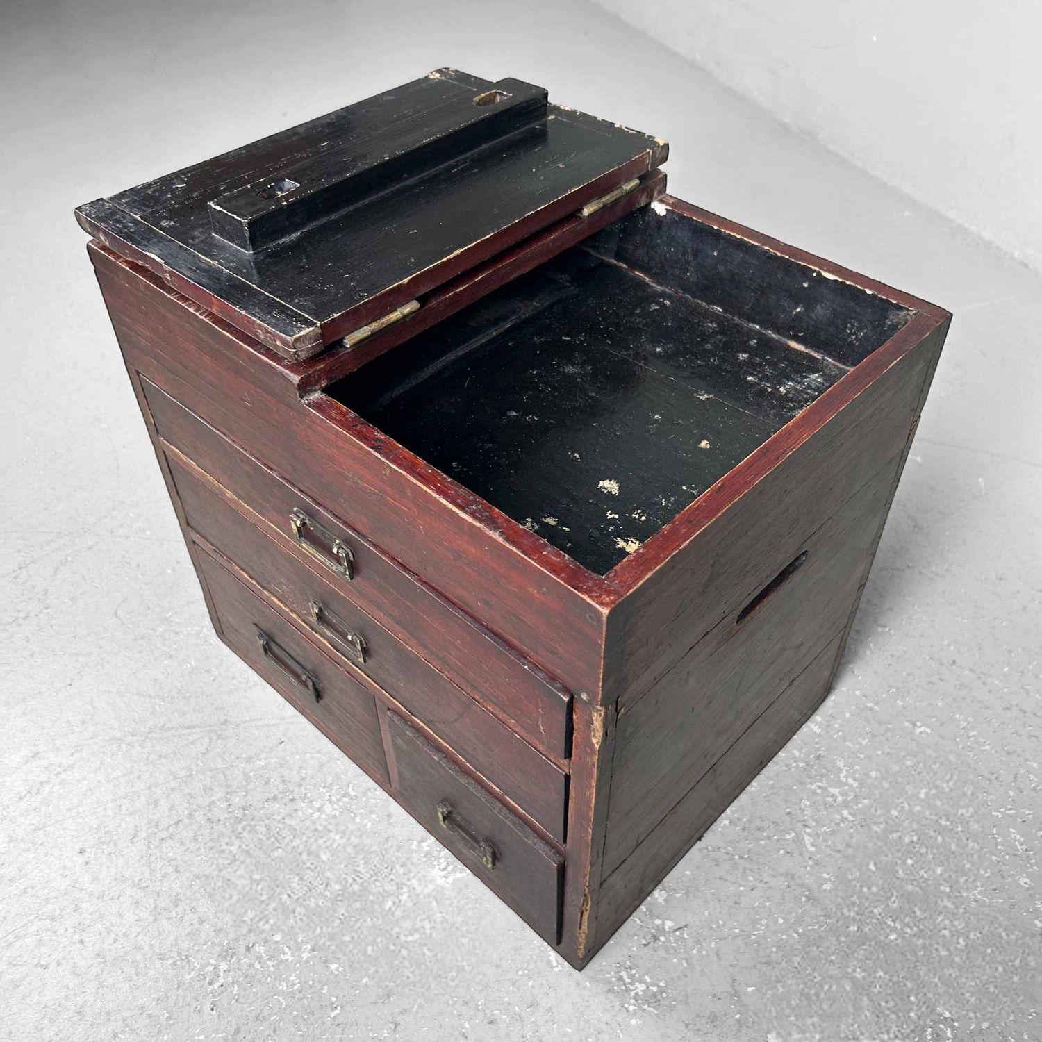 Japanese Antique Sewing Cabinet, Haribako, Taishō Period, Japan.