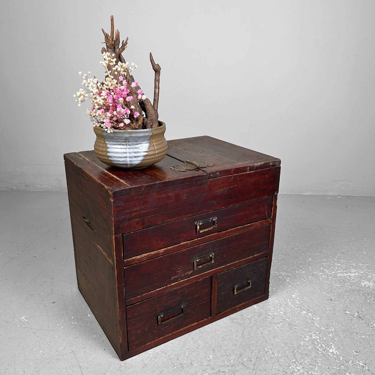 Japanese Antique Sewing Cabinet, Haribako, Taishō Period, Japan.