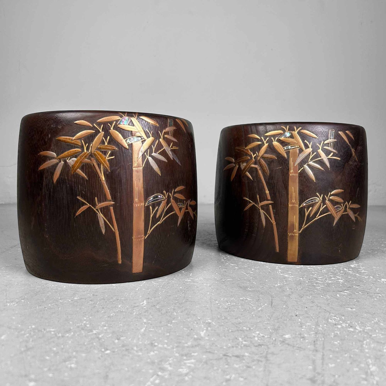Set Vintage Kiri Maki-e Hibachi, Shōwa Period, Japan.