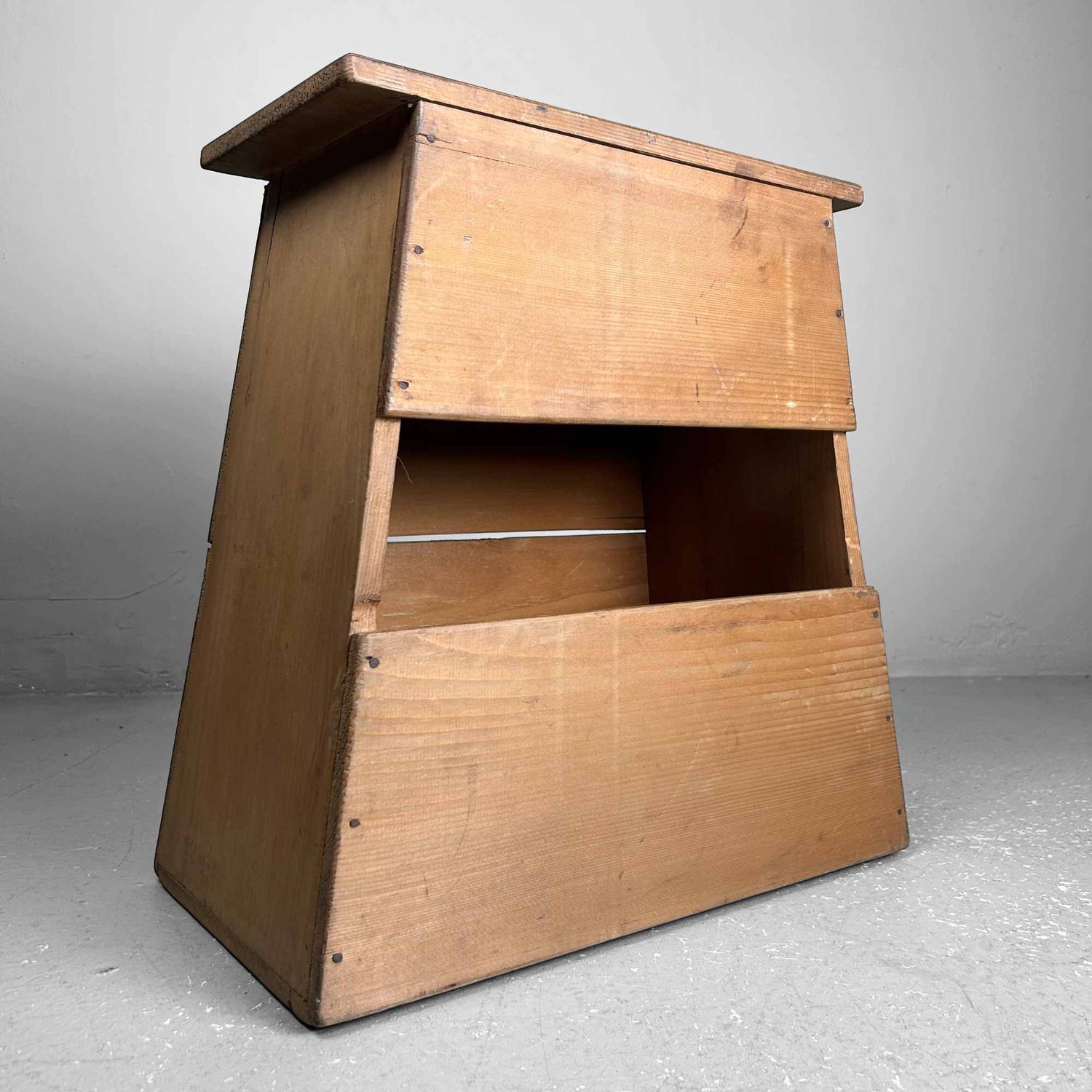 Fumidai 踏み台 Wooden Step Stool, Shōwa Period, Japan.