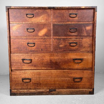 Traditional Japanese Tansu Drawer Cabinet, Meiji Period.