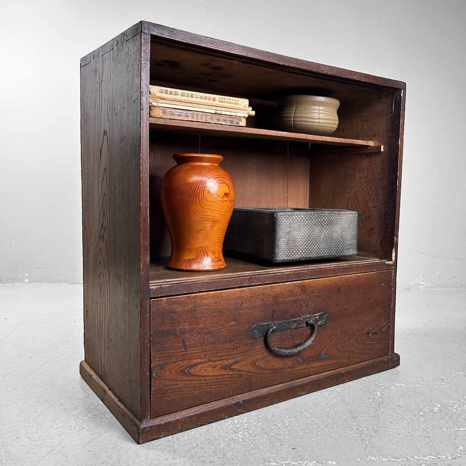 Kleine Japanse Tansu, Meiji periode, Japan.