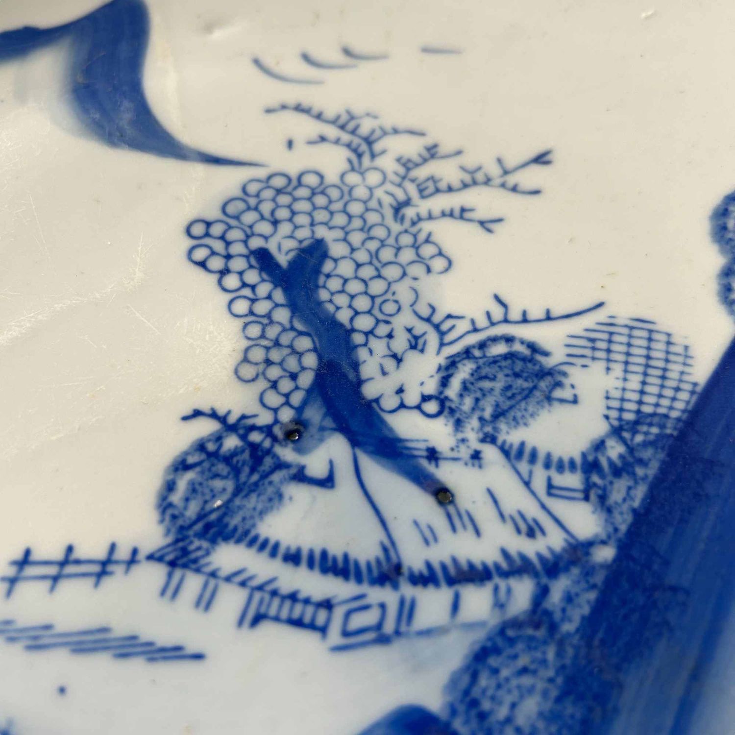 Hand-Painted Porcelain Japanese Plate, Arita, Japan, Meiji Period.