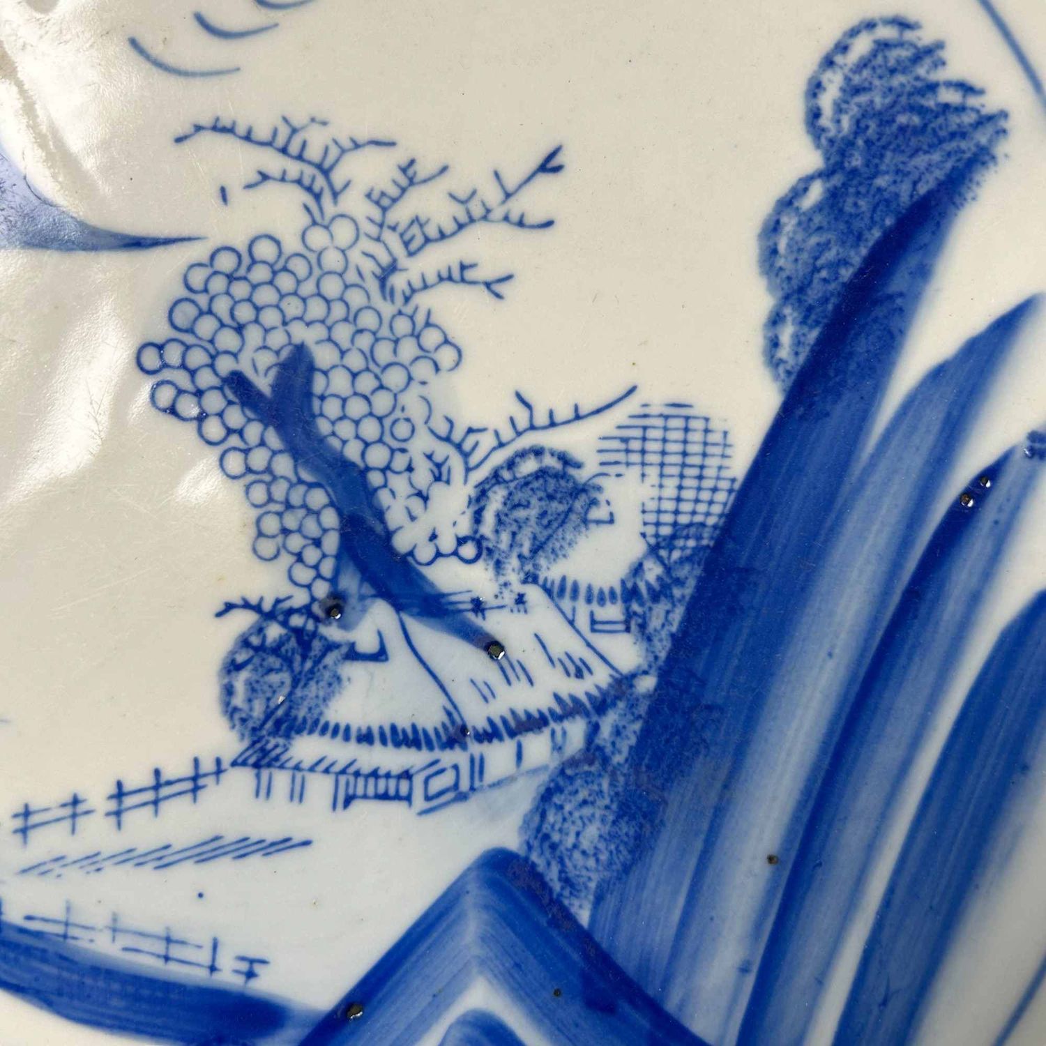 Hand-Painted Porcelain Japanese Plate, Arita, Japan, Meiji Period.