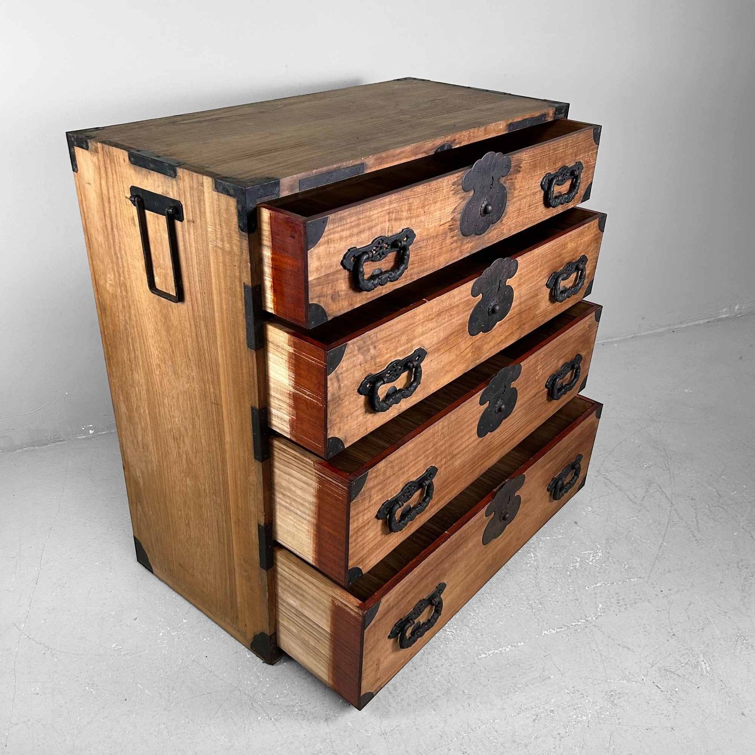 Traditionele Japanse Kimono Ladekast, Meiji-periode.