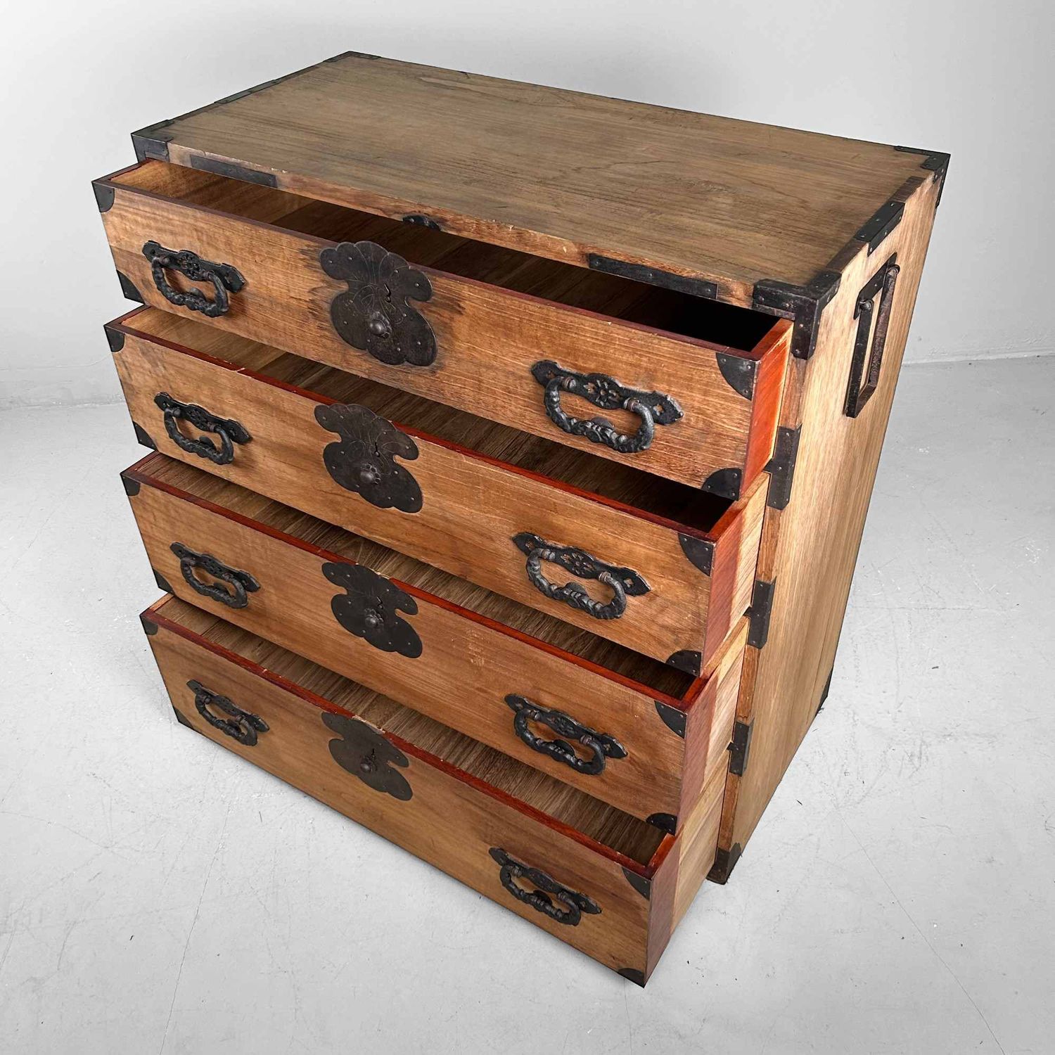 Traditionele Japanse Kimono Ladekast, Meiji-periode.