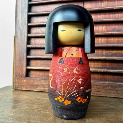 Vintage Gunma Kokeshi door Masae Fujikawa, Japan.