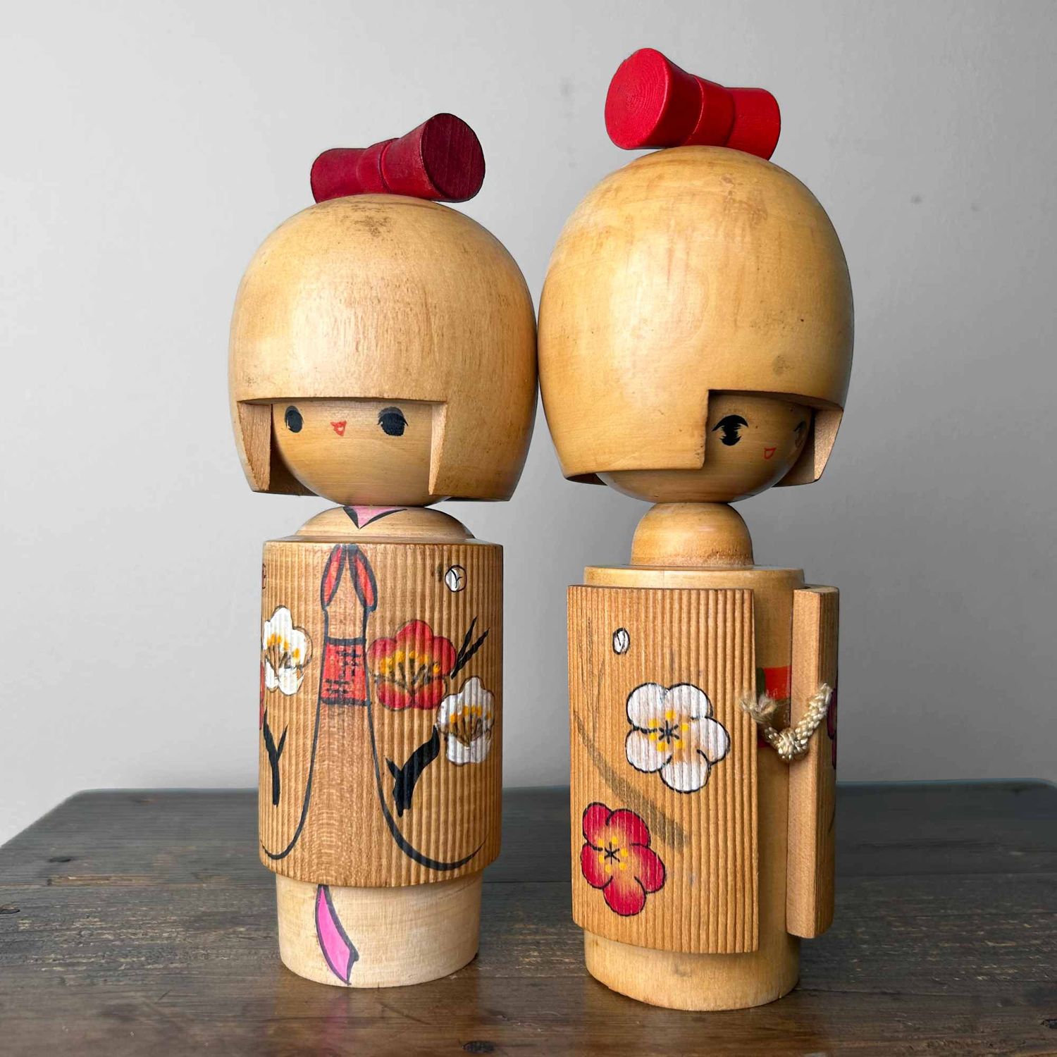 Set Kawaii Vintage Kokeshi door Tomio Ishida, Japan.