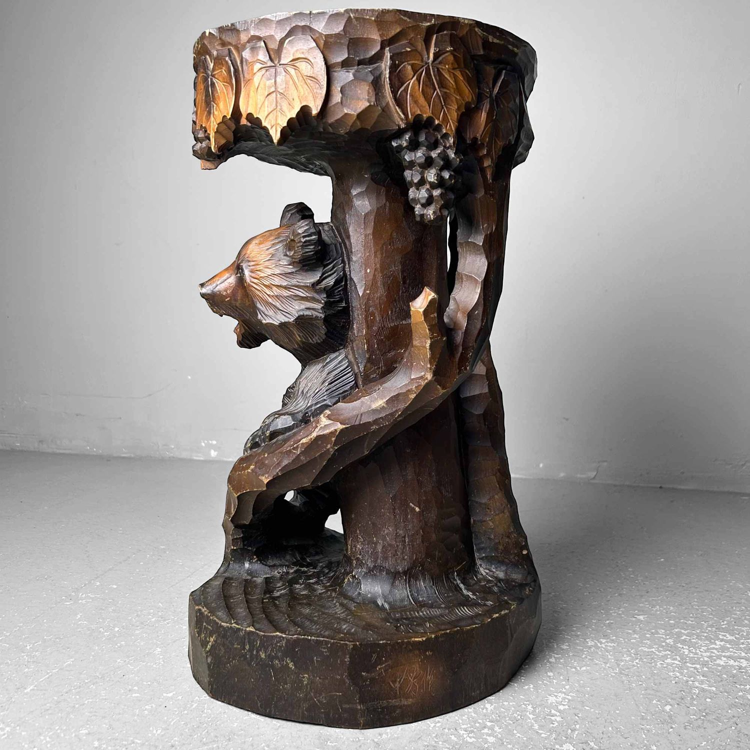 Wood Carved Bear Stand, Ainu Art, Hokkaido, Japan.