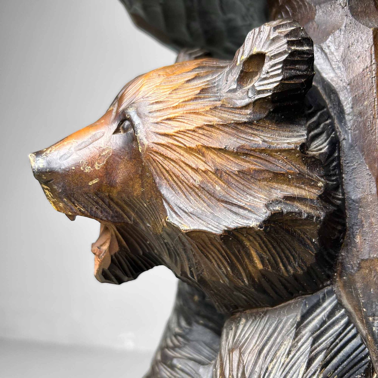 Wood Carved Bear Stand, Ainu Art, Hokkaido, Japan.