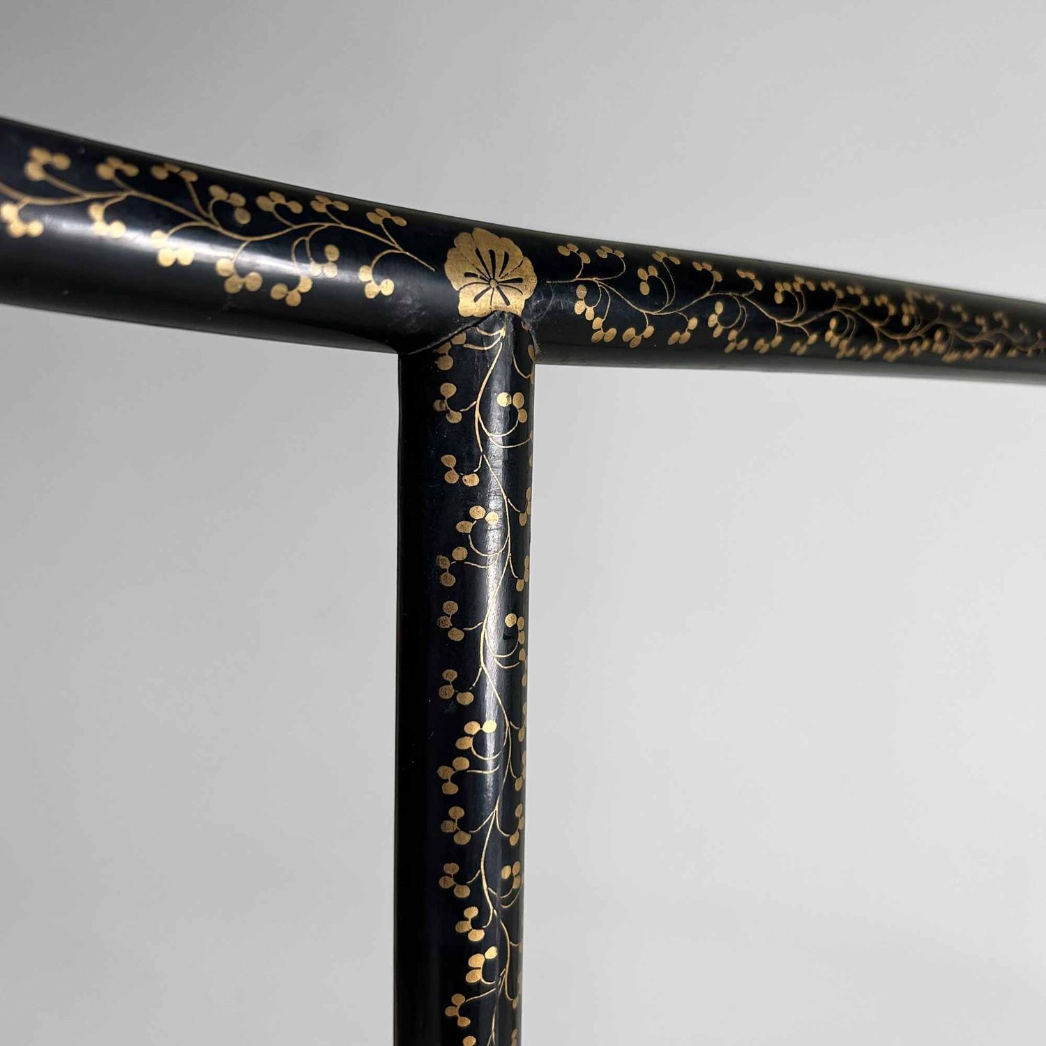 Antique Japanese Wooden Kimono Stand (Ikō), Taishō Period.