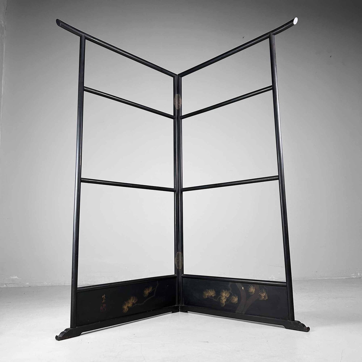 Antique Japanese Wooden Kimono Stand (Ikō), 'Pine Tree', Meiji Period.
