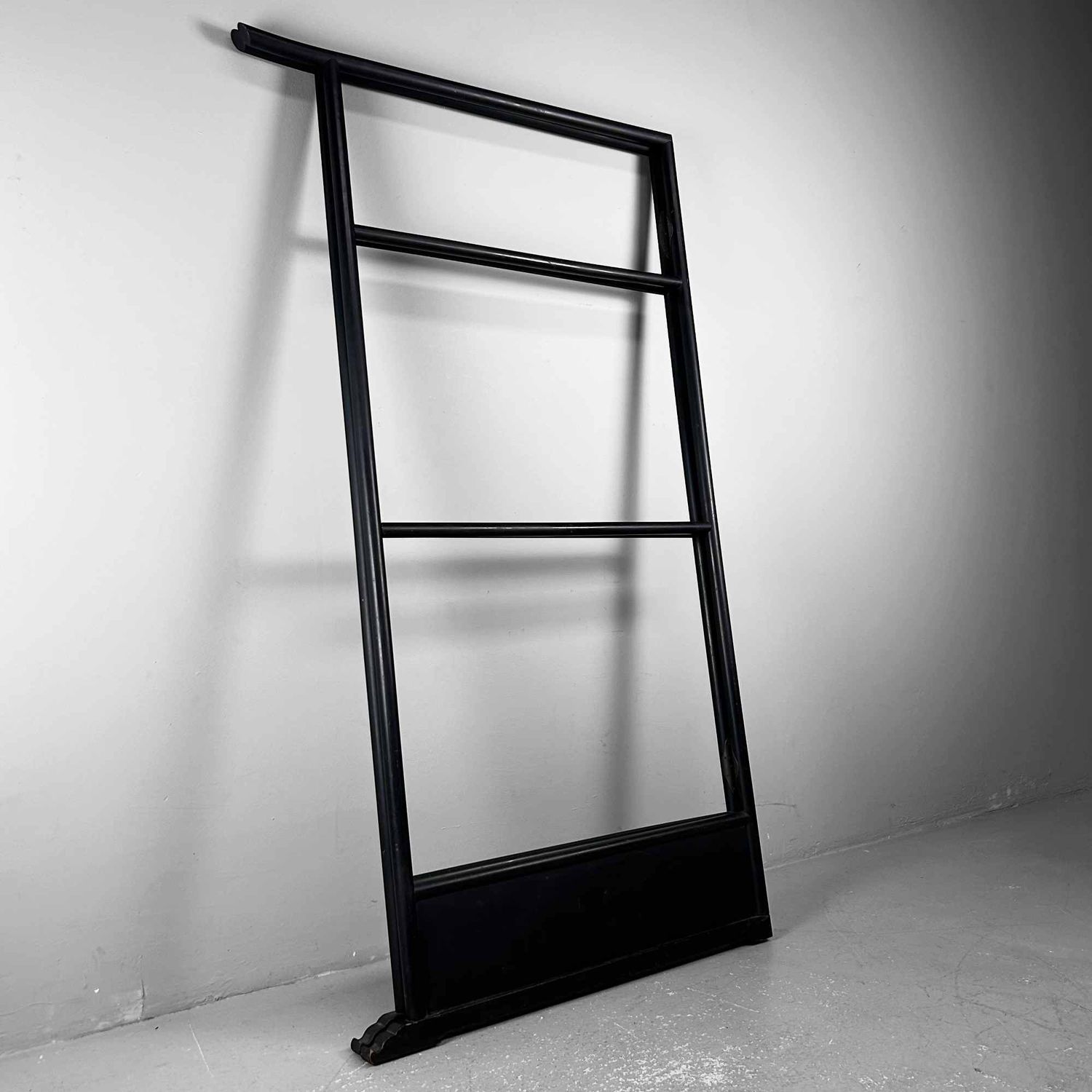 Antique Japanese Wooden Kimono Stand (Ikō), 'Pine Tree', Meiji Period.