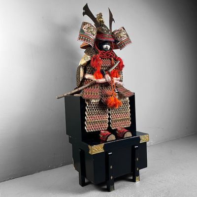 Gogatsu Ningyō (五月人形), Decoratieve Samurai Uitrusting, Shōwa-periode, Japan.