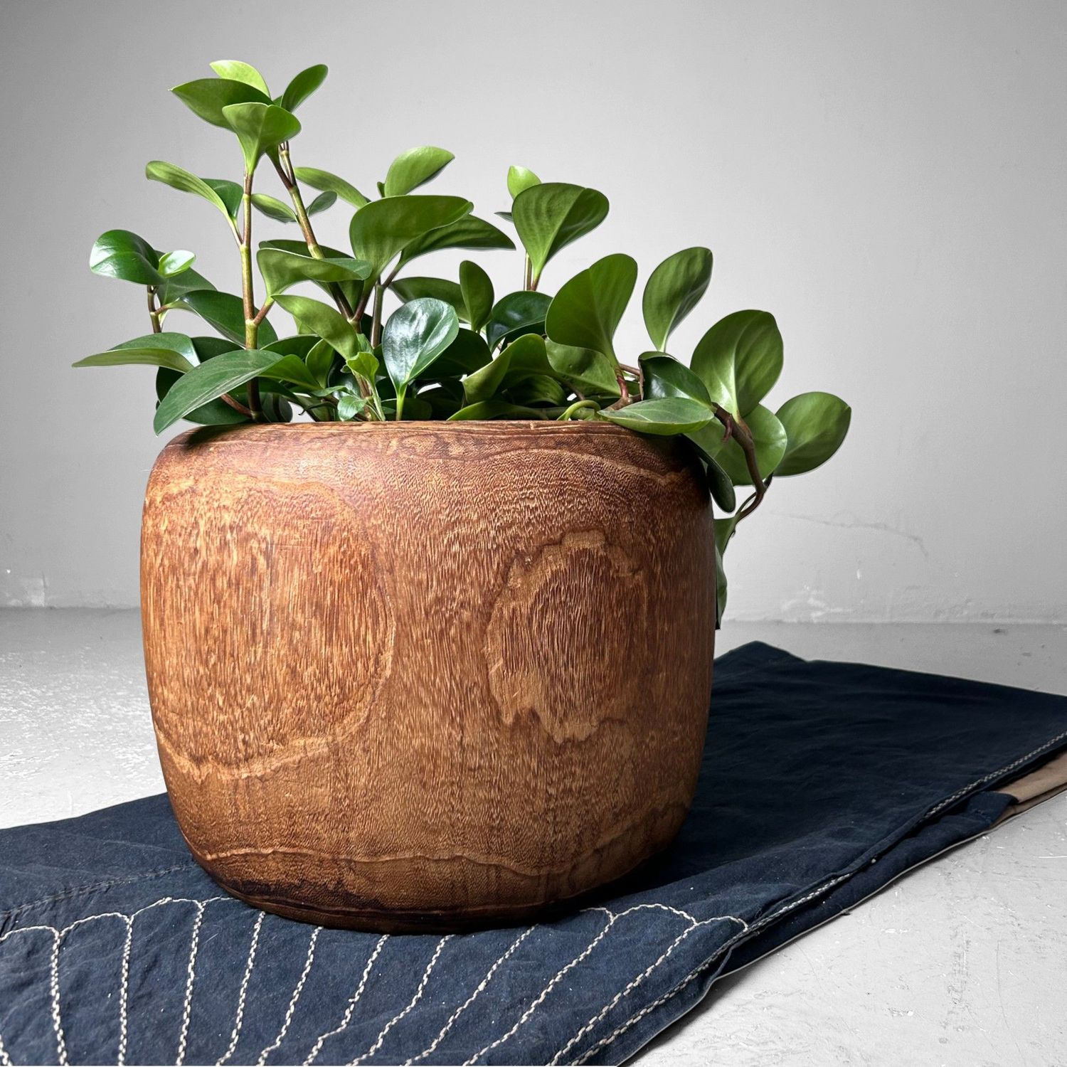 Traditional Hibachi, Japanese Fire Pot, Taishō Period, Japan.