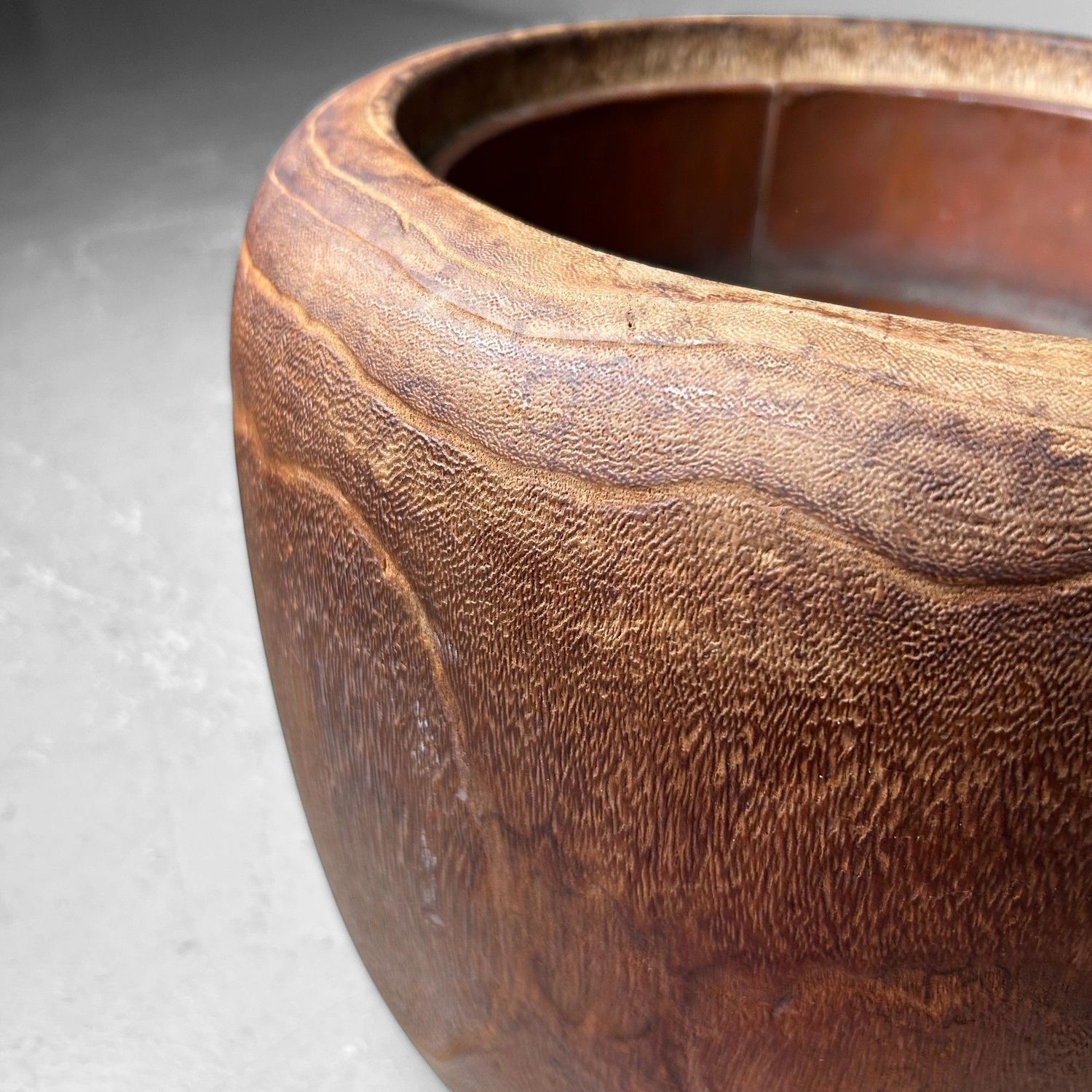 Traditional Hibachi, Japanese Fire Pot, Taishō Period, Japan.