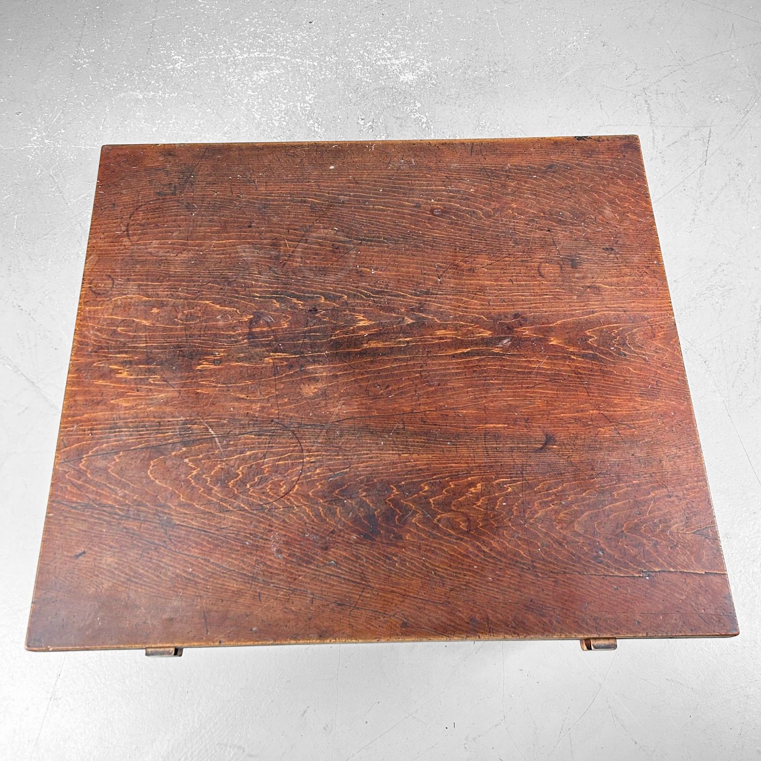 Minimalistische Lage Tafel, Taishō Periode, Japan.