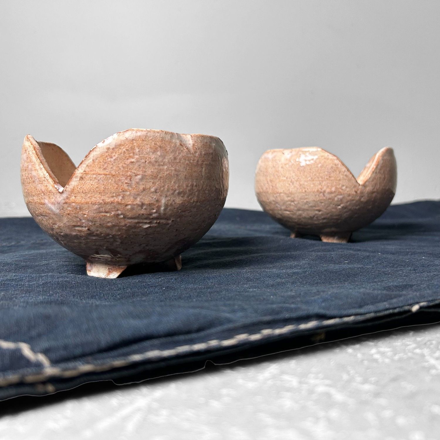 Set Kaiseki 'Wari-Sansho' Mukozuke, Traditional Dining Bowls, Japan.