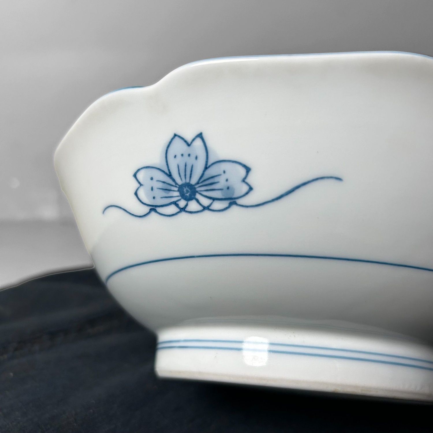 Japans Porseleinen Bord - Arita Ware Kazan, Shōwa Periode.