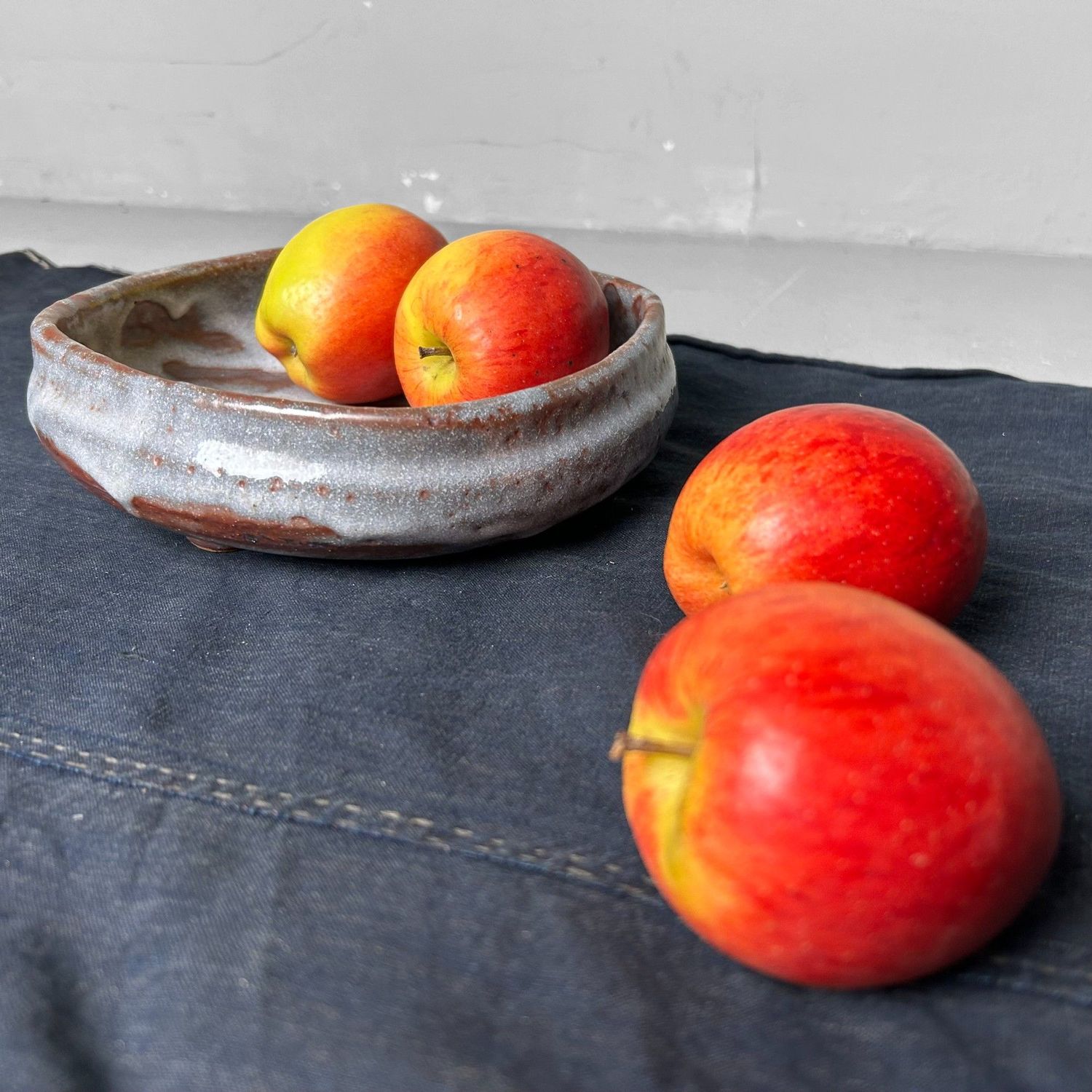 Kiyomizu Yaki, Aardewerken Schaal, Shōwa Periode, Japan.