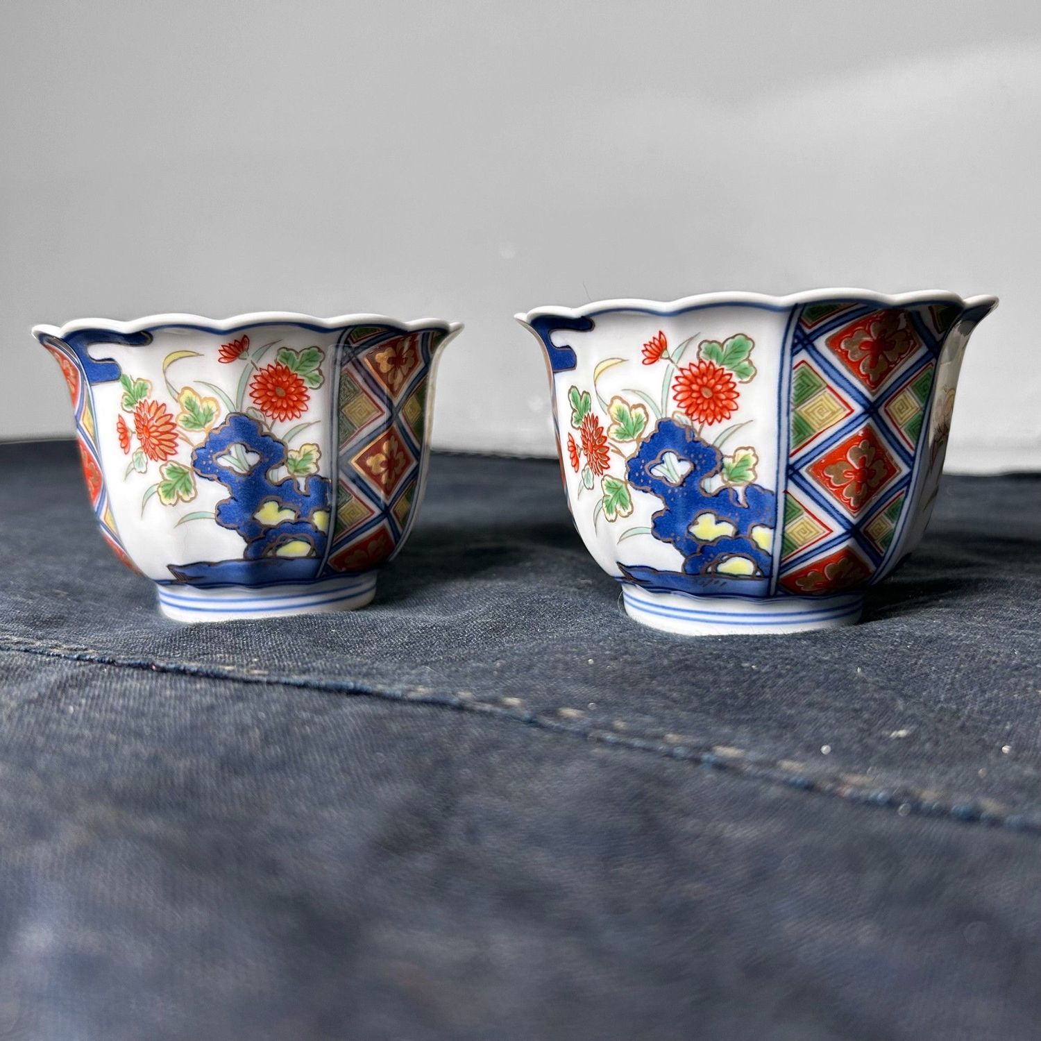 Set of Japanese Yunomi Kisen-gama Porcelain Teacups, Shōwa Period.