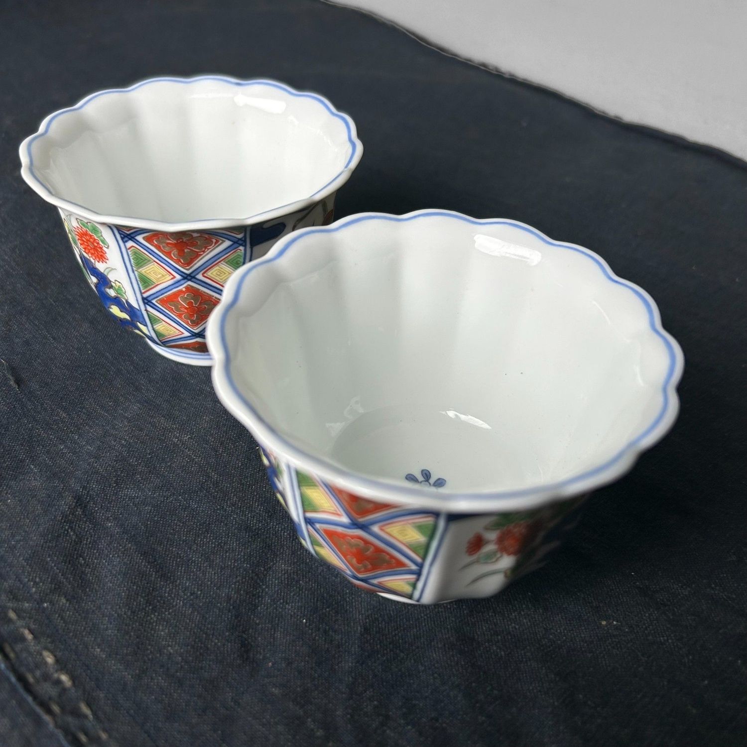 Set of Japanese Yunomi Kisen-gama Porcelain Teacups, Shōwa Period.
