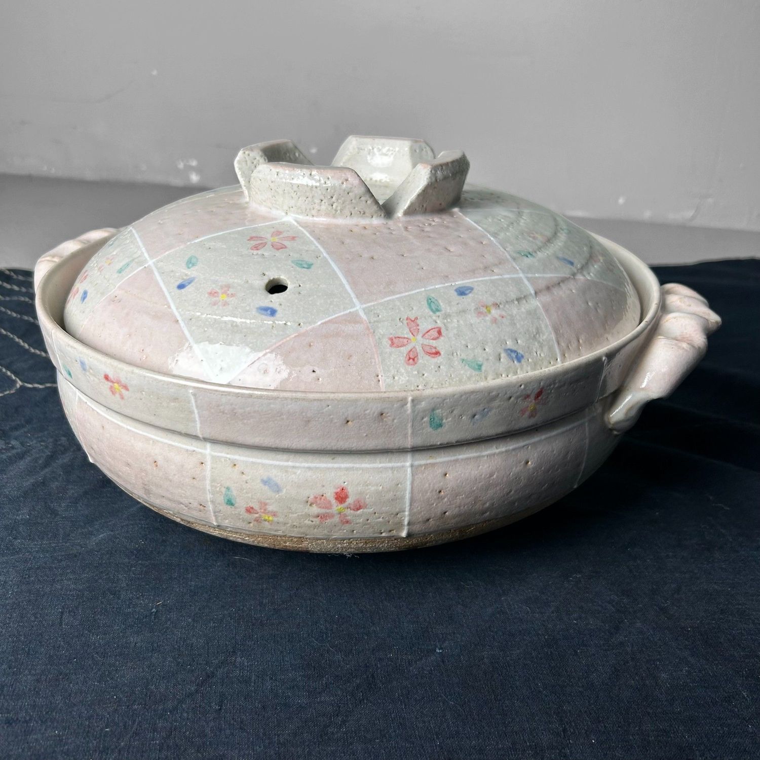 Grote Japanse Donabe, Aardewerken Kookpot, Shōwa Periode.