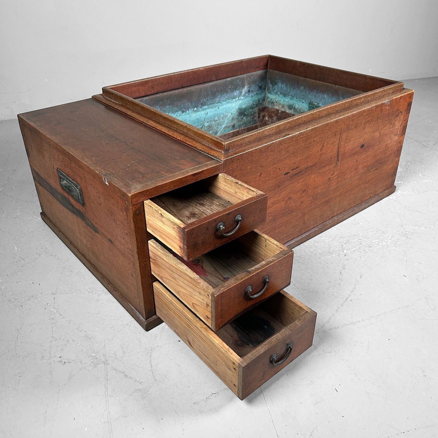 Traditional Japanese Furniture, Nagahibachi 長火鉢, Meiji Period.