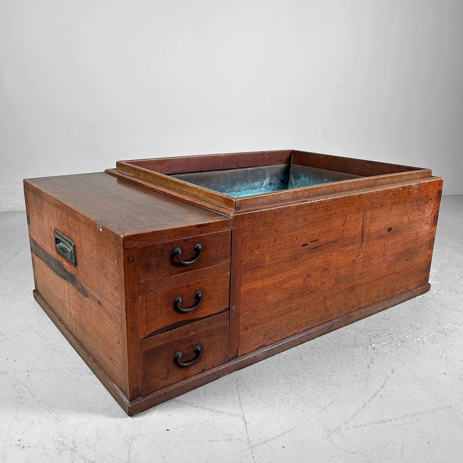 Traditional Japanese Furniture, Nagahibachi 長火鉢, Meiji Period.