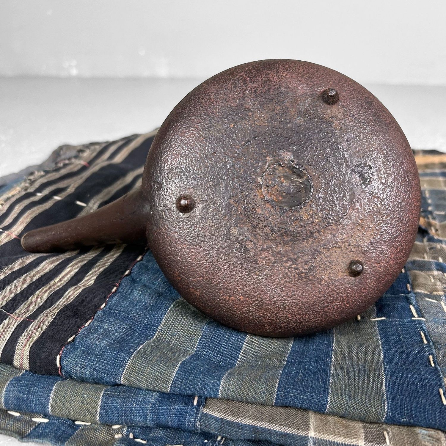 Antieke Tetsubin, Gietijzeren Theepot, Meiji Periode.