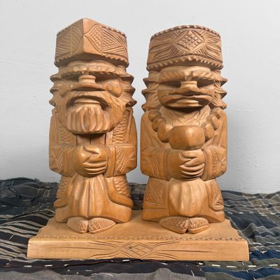 Ainu Houtsnijwerk, Man & Vrouw, Hokkaido, Japan, jaren '60.