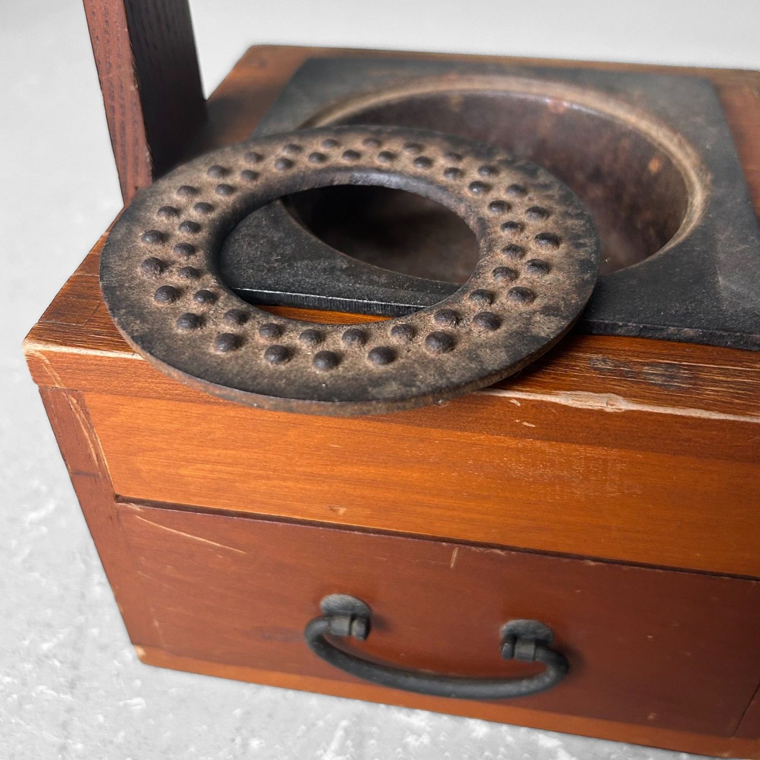 Traditionele Japanse Tabako-Bon, Rookmeubel, Shōwa-periode.