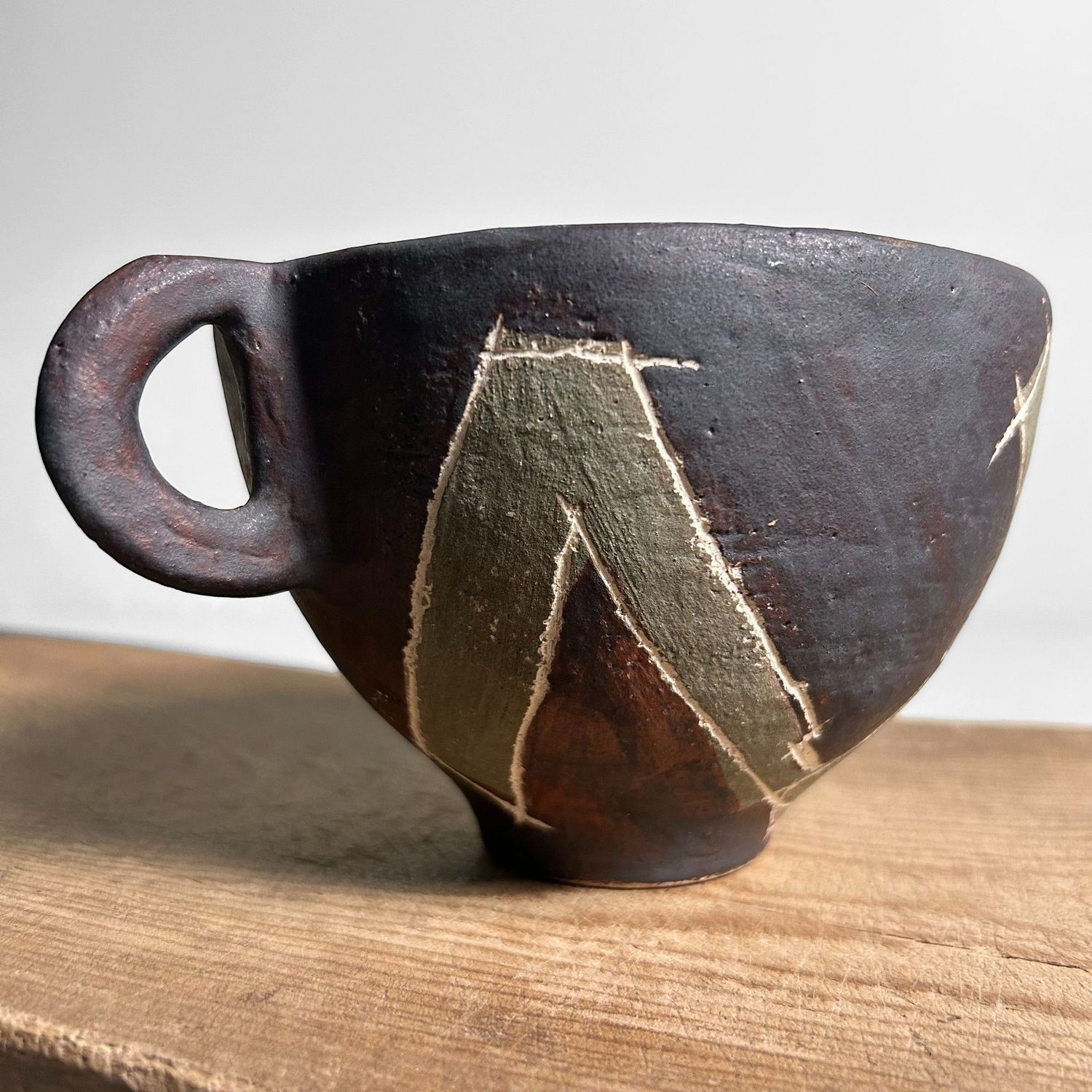 Japanese Ceramic Bowl, Chawan, Shōwa Period. Japanese Ceramic Bowl, Chawan, Shōwa Period.