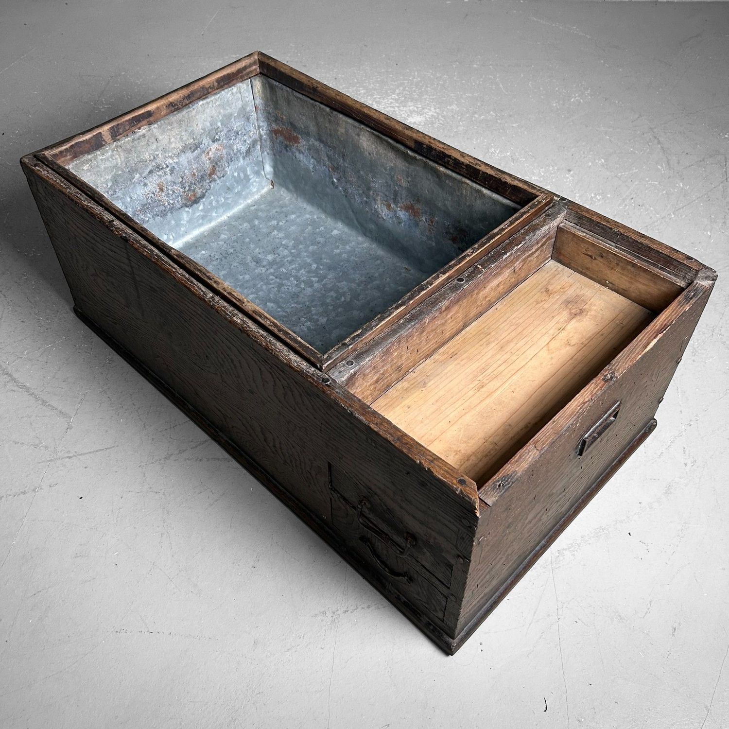 Traditional Japanese Furniture, Nagahibachi 長火鉢, Taishō Period.