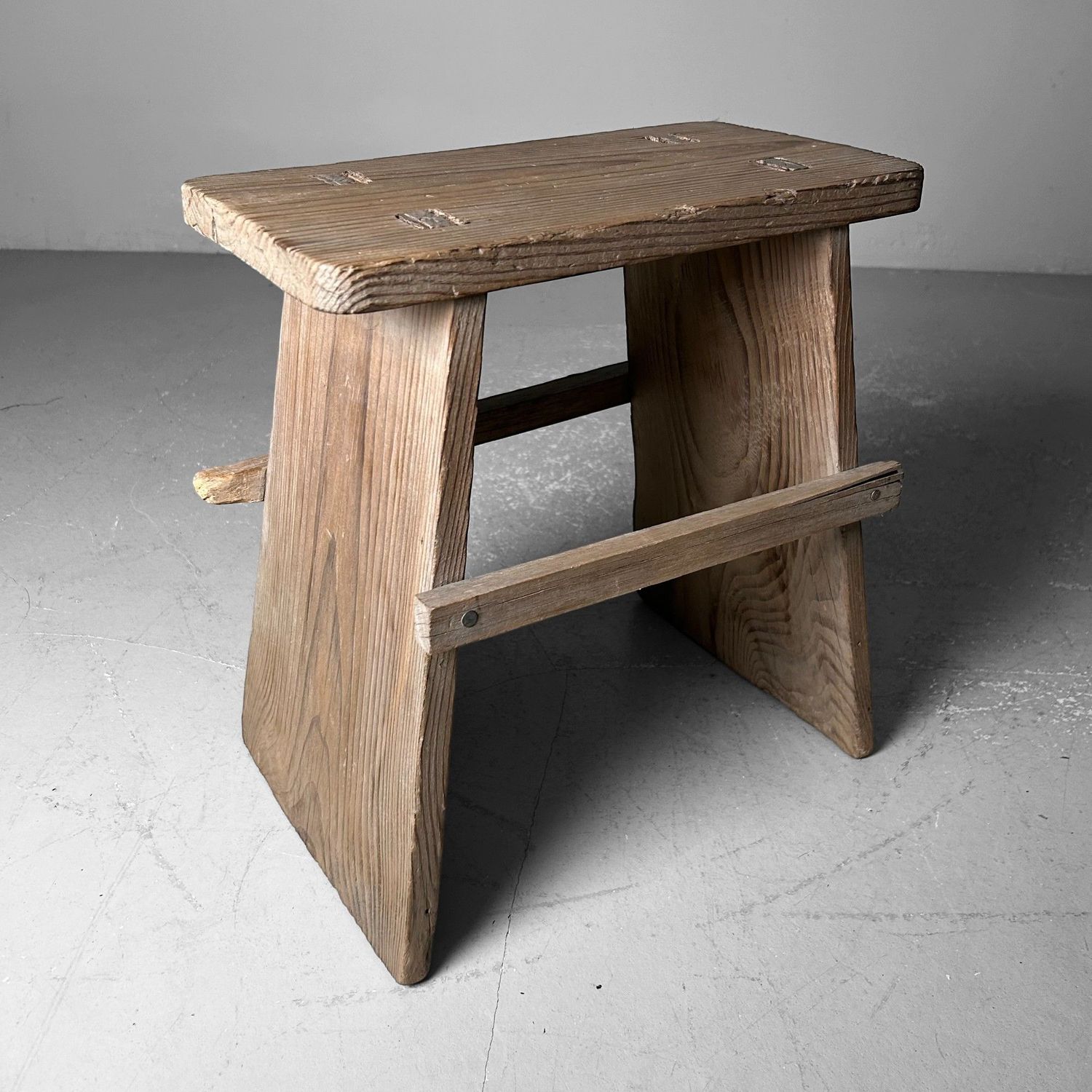 Vintage Houten Kruk, Fumidai, Shōwa-periode, Japan.