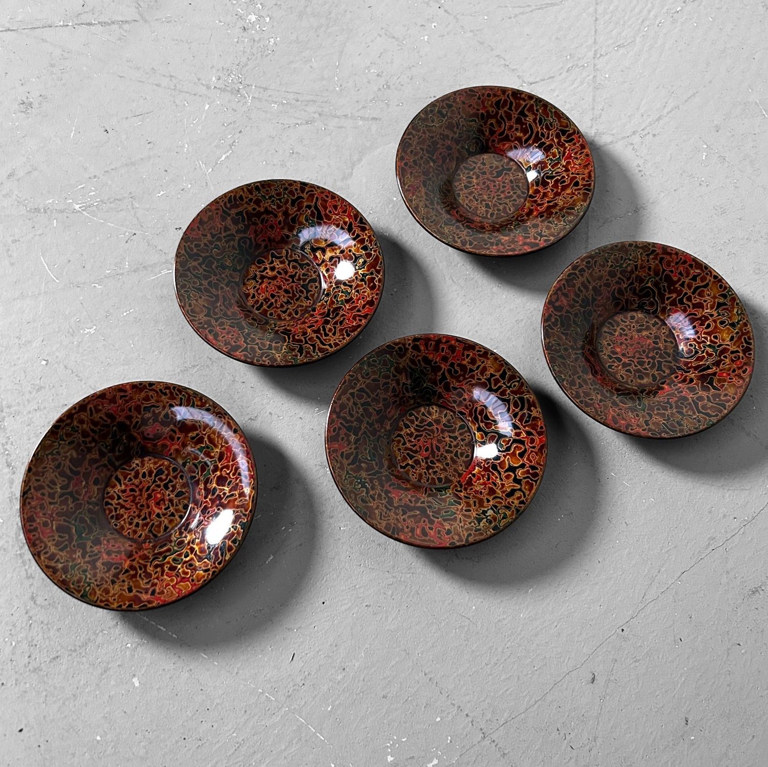 Set Houten Bordjes, Tsugaru Lakwerk, Shōwa Periode, Japan.