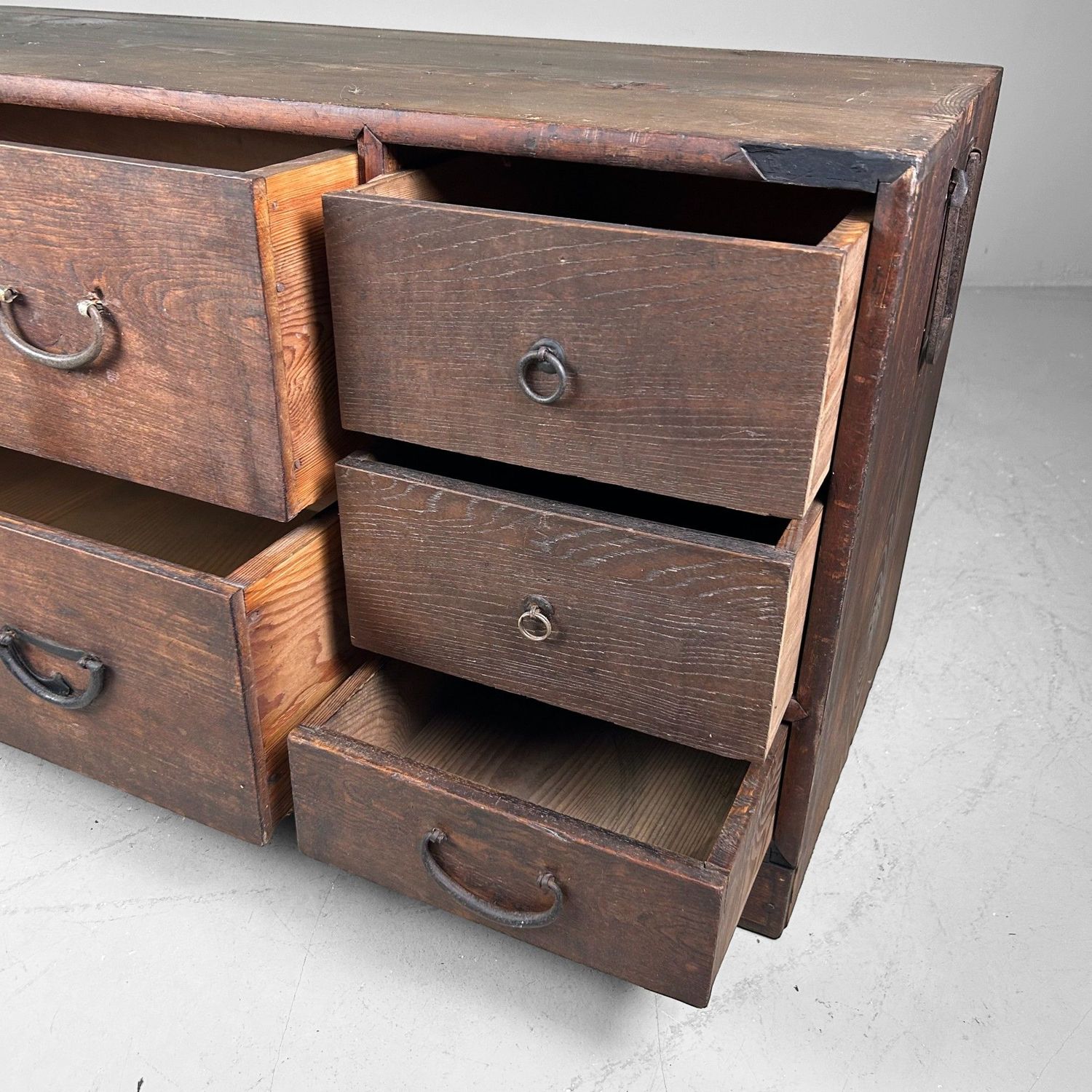 Traditionele Tansu, Lage Ladekast, Taishō-periode, Japan.