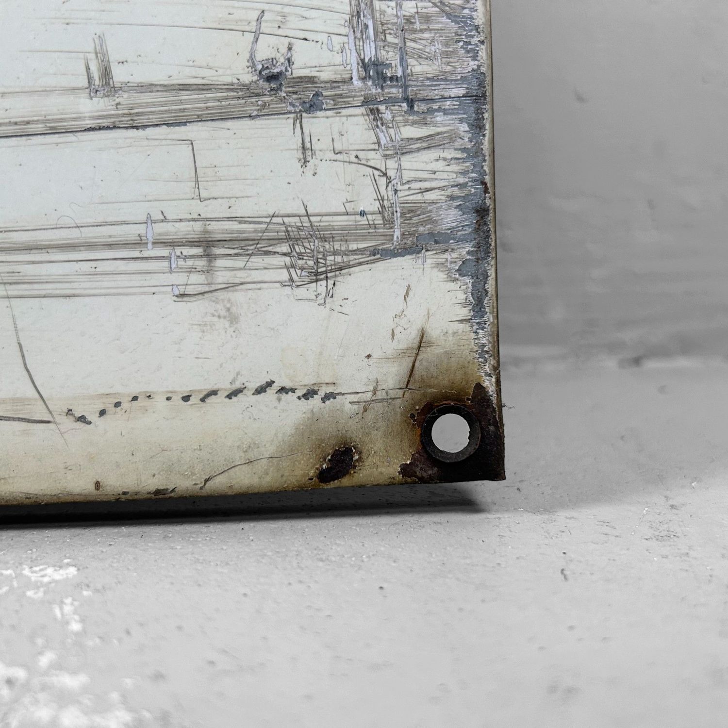 Zeldzaam Emaille Bord, ESSO Diesel, Plastemal, Nivelles, 1968.