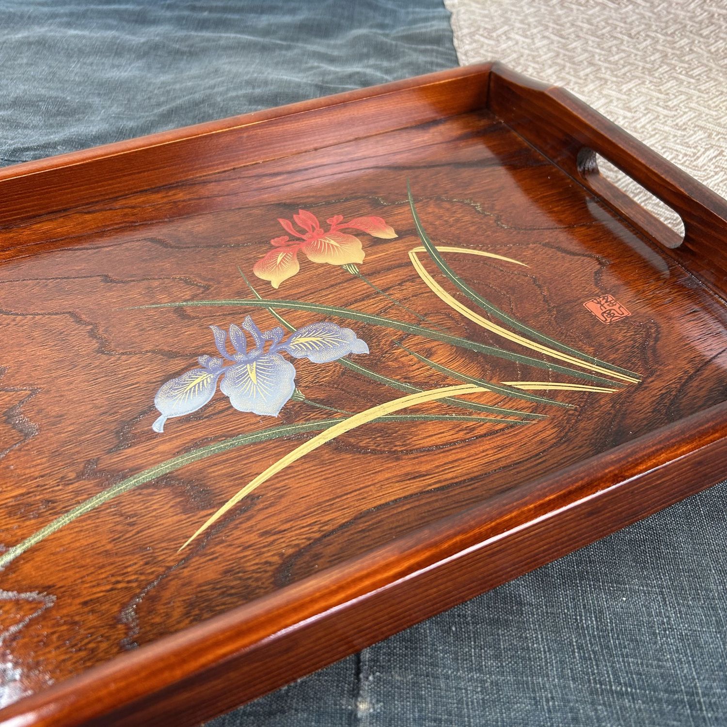 Vintage Japans Dienblad, 'Iris', jaren '70.