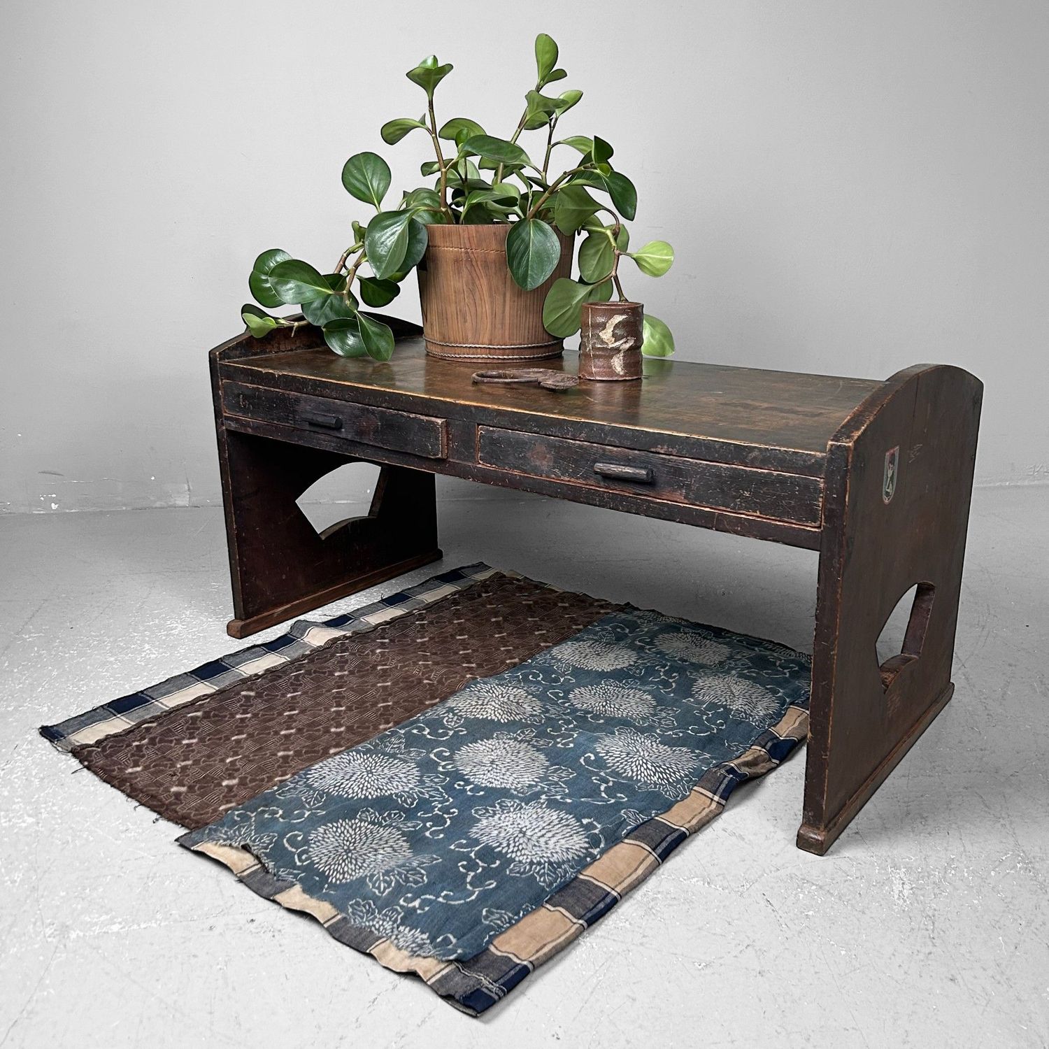 Traditional Japanese Shosai-Ki Writing Table, Taishō Period.