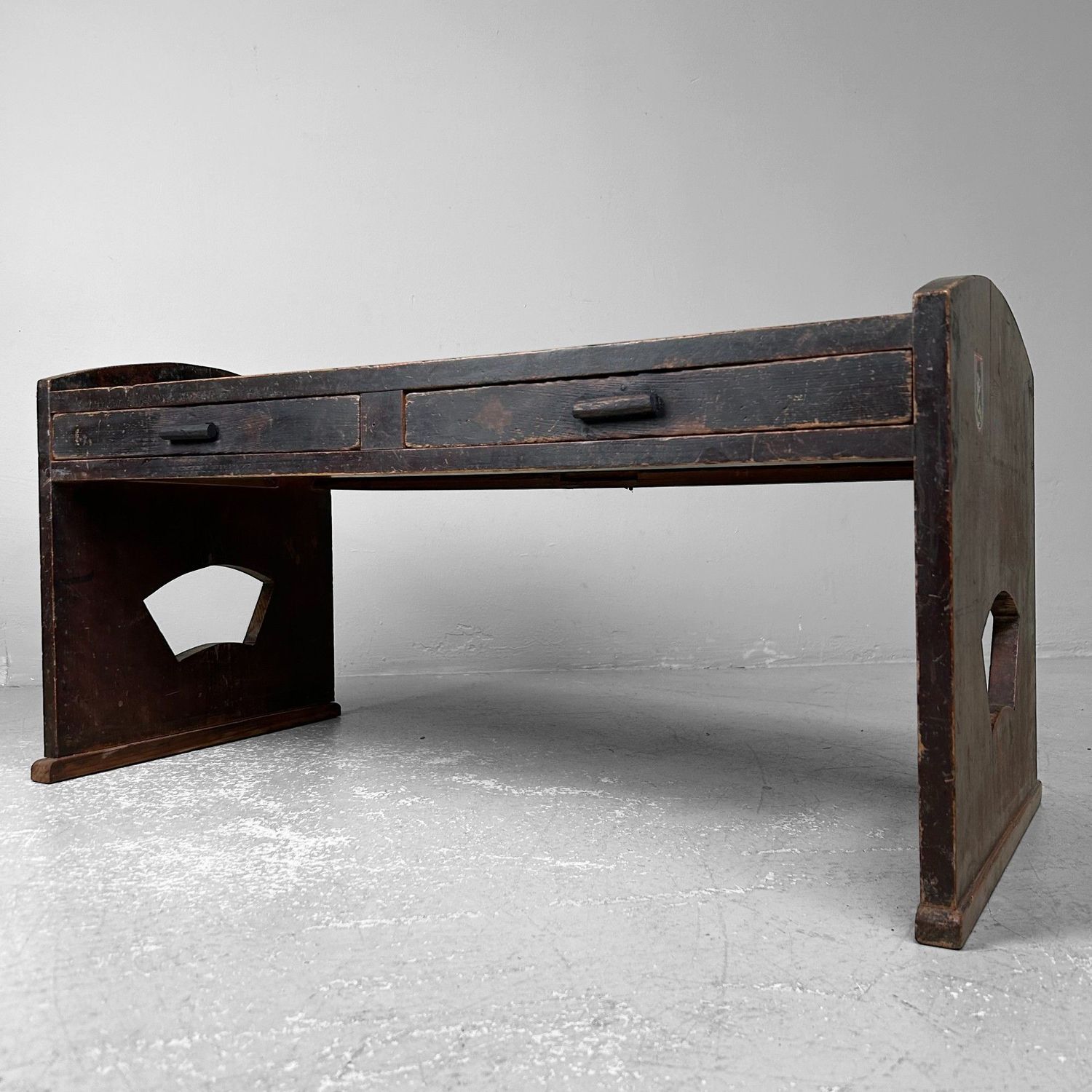Traditional Japanese Shosai-Ki Writing Table, Taishō Period.