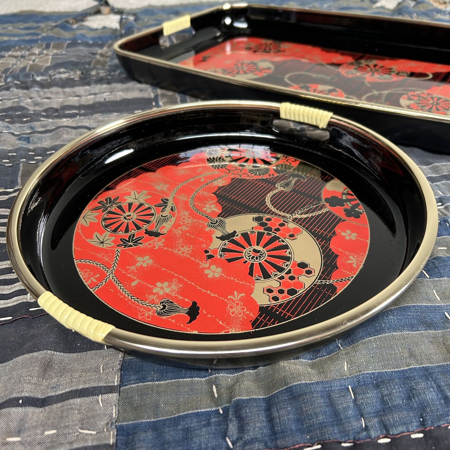 Set Vintage Japanse Dienbladen, Obon Theeceremonie, Shōwa Periode.