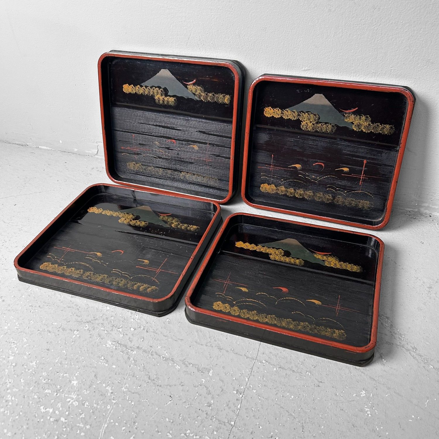 Set of Wooden Lacquer Trays, Mountain Landscape, Taishō Period.