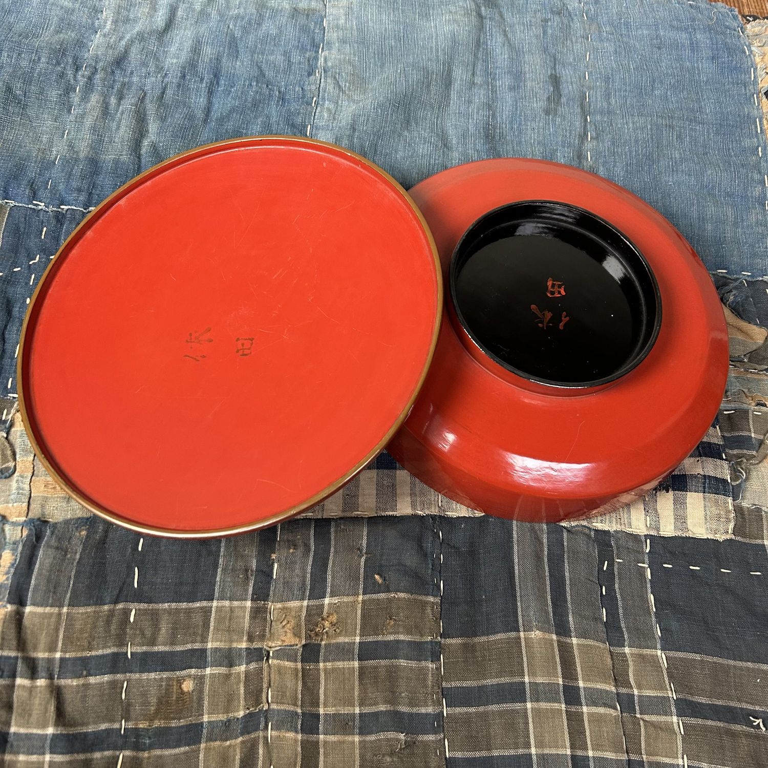 Wooden Maki-e Lacquerware Bowl with Lid, Meiji Period.
