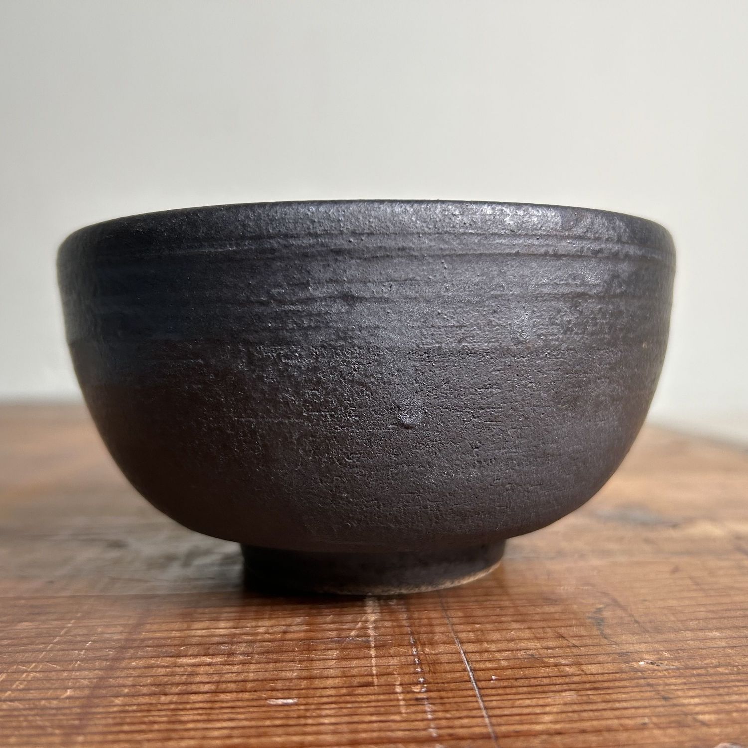 Handcrafted Organic Chawan Tea Bowl, 1960s, Japan. Handcrafted Organic Chawan Tea Bowl, 1960s, Japan.