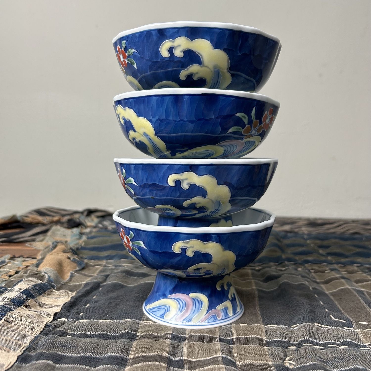 Set of Vintage Porcelain Japanese Kobachi, Foot Bowls, Arita, Japan.
