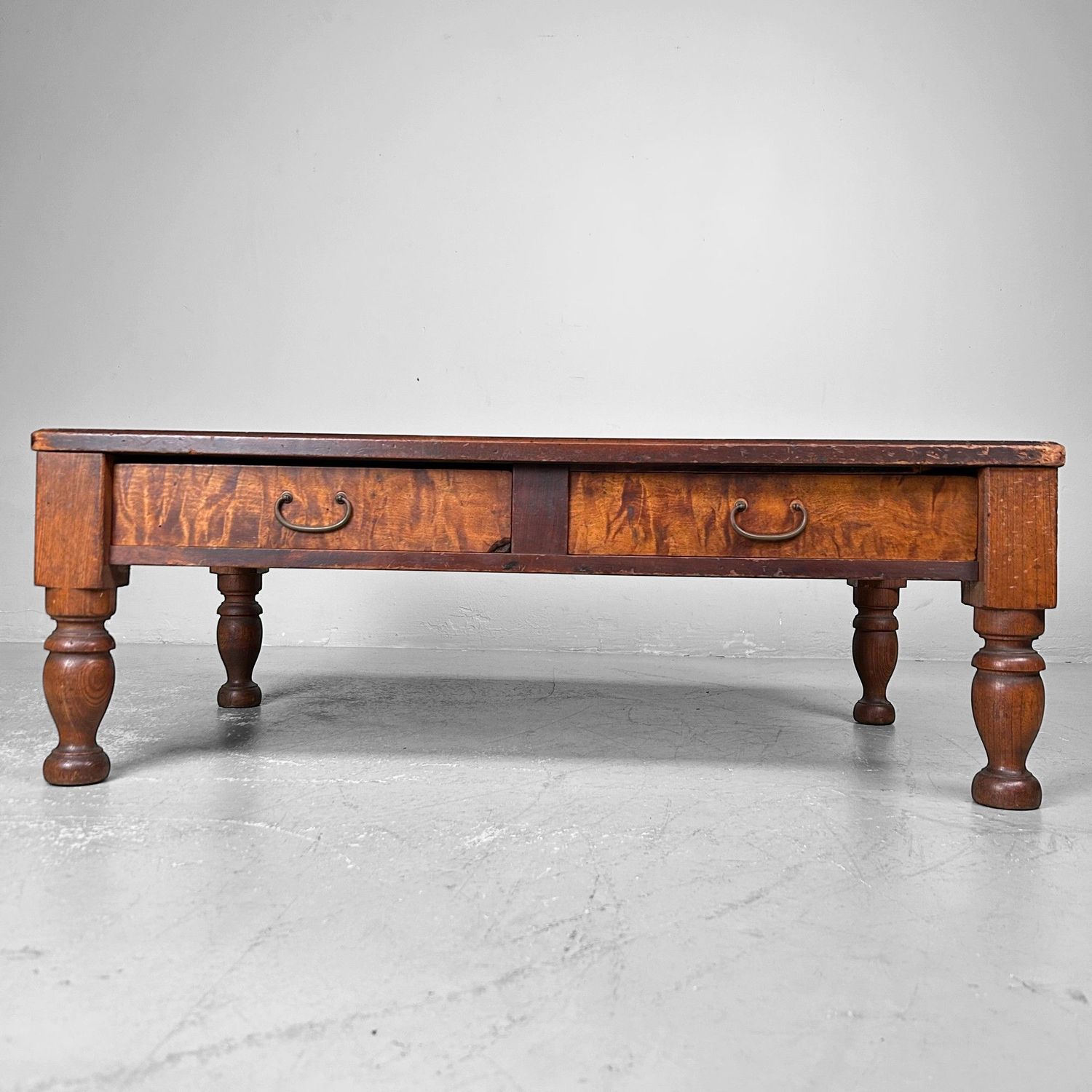Antique Low Japanese Writing Desk, Shosai-Ki, Taishō Period.