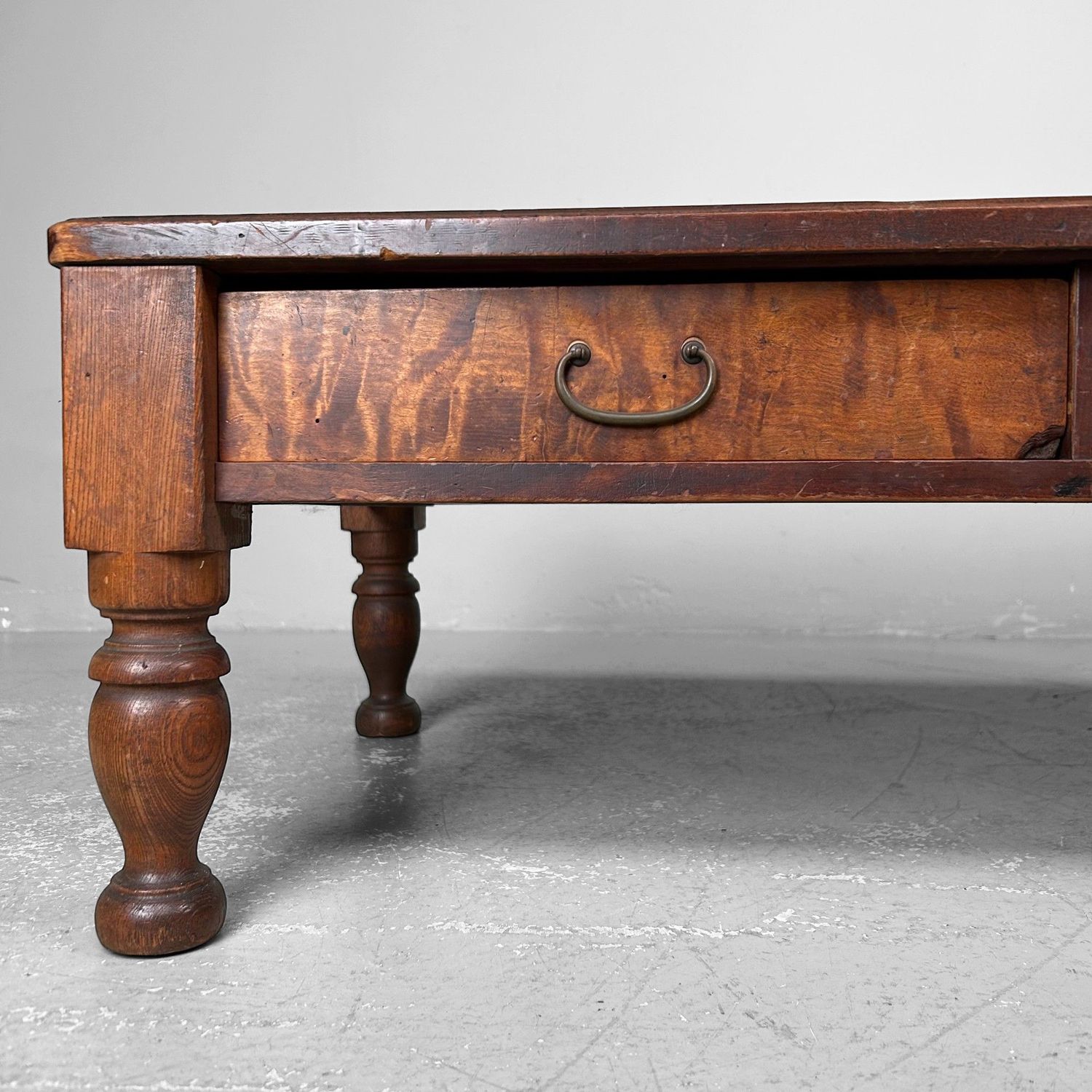 Antique Low Japanese Writing Desk, Shosai-Ki, Taishō Period.