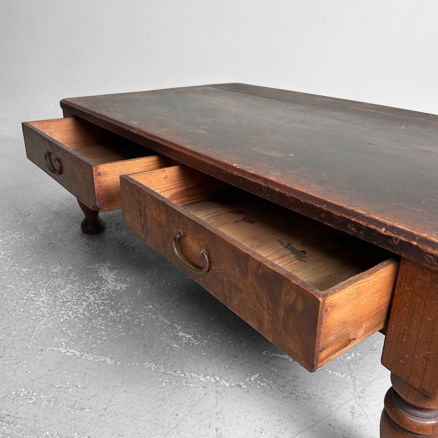 Antique Low Japanese Writing Desk, Shosai-Ki, Taishō Period.