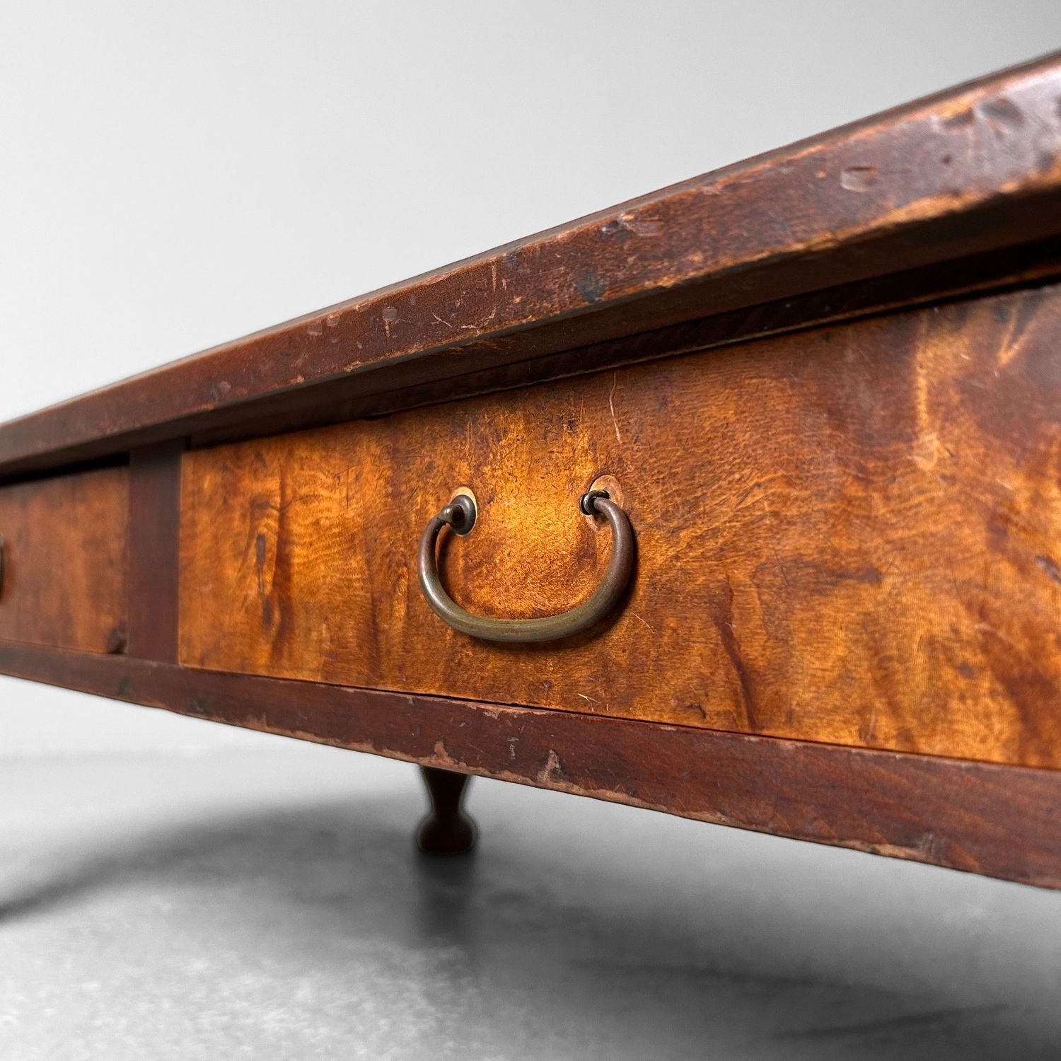 Antique Low Japanese Writing Desk, Shosai-Ki, Taishō Period.